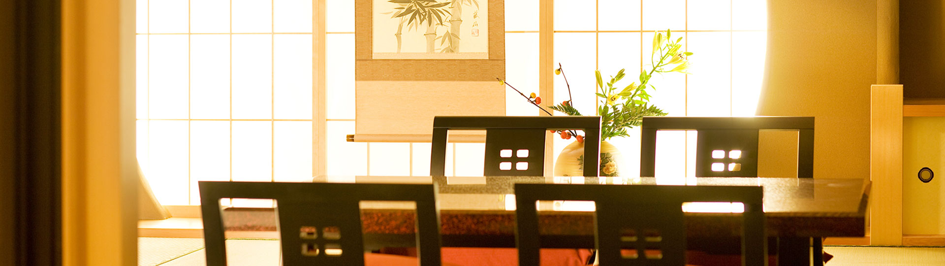 Relaxing guest rooms